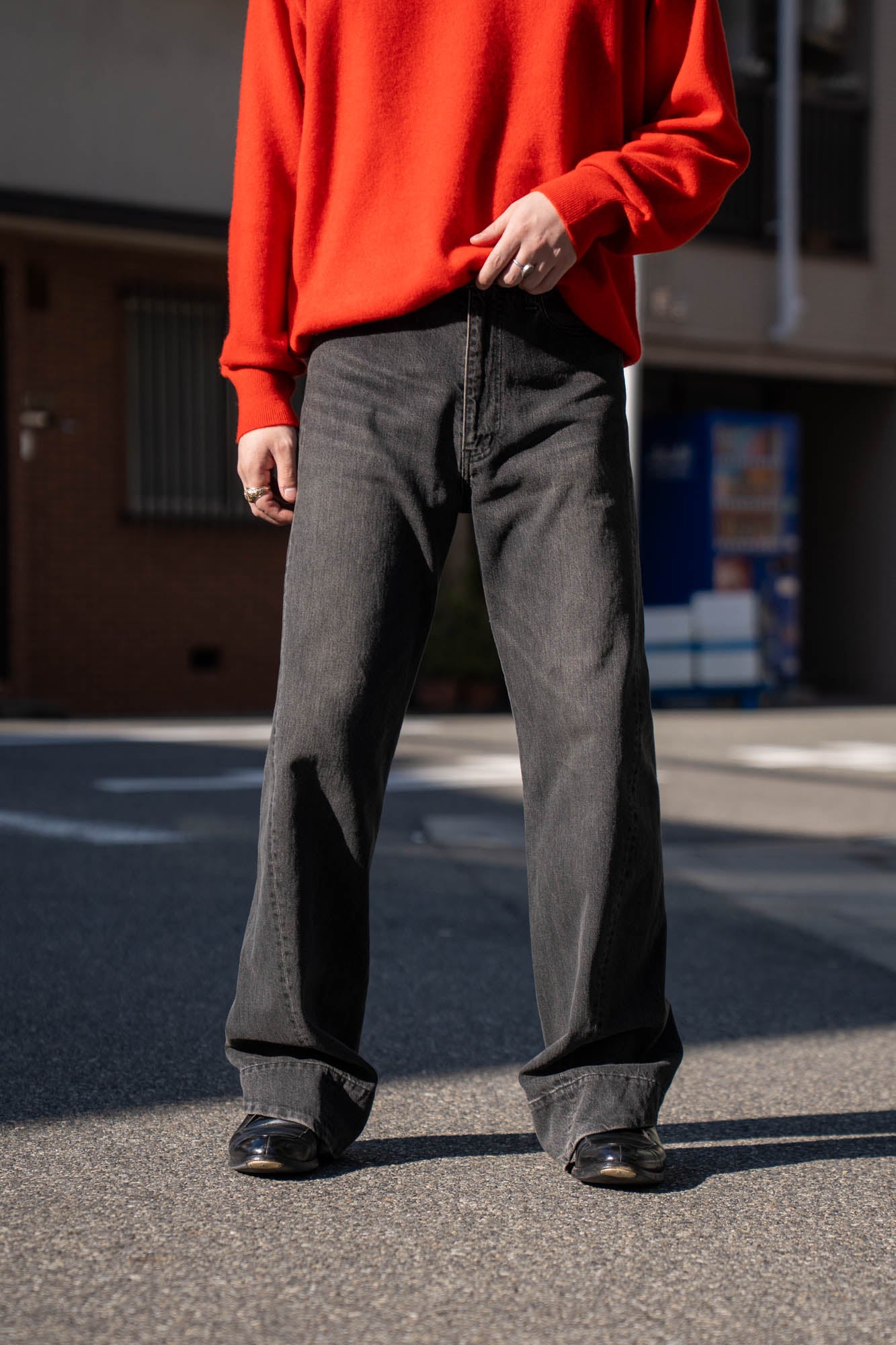 TWIST CUT DENIM JEANS(ST.1396)